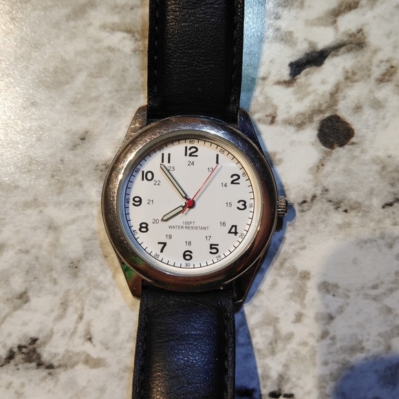 Other - Men's Military Style Quartz Watch